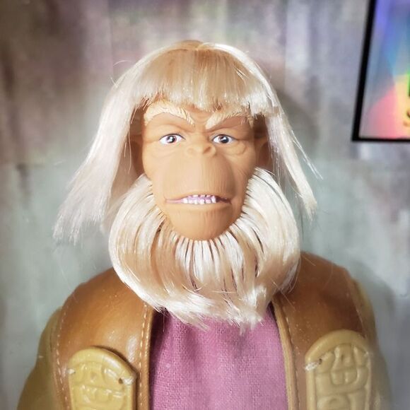 Vintage 90s Kenner Planet of the Apes Doll Action Figure Dr Zaius New Old Stock - Picture 1 of 12